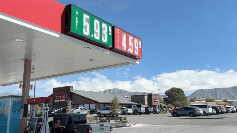 El Paso gas prices near $4.50 a gallon, as drivers look for ways to cut costs