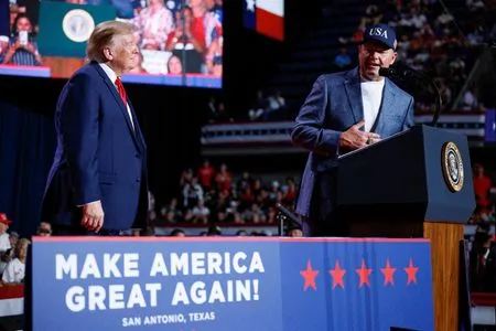 Trump awarding former baseball star Clemens the Presidential Medal of Freedom