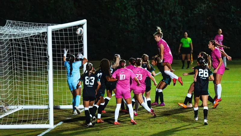 Washburn's Hat Trick Propels No. 2 DBU to 5-0 Win Over UT Dallas