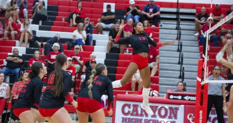 HS VOLLEYBALL ROUNDUP: Cougarettes and Lady Wolves bring out the brooms; SVHS wins 12 in a row