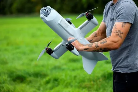 Dutch firm uses AI to help drone systems 'talk' on Ukraine's battlefield