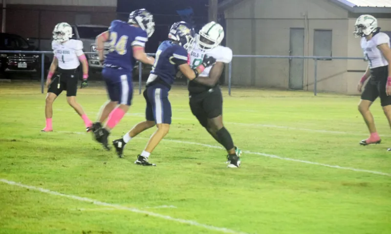 Gold-Burg gives it a go, falls to Perrin 35-32