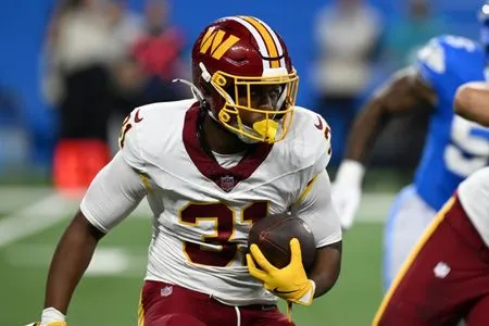 Commanders waive rookie RB Kaytron Allen