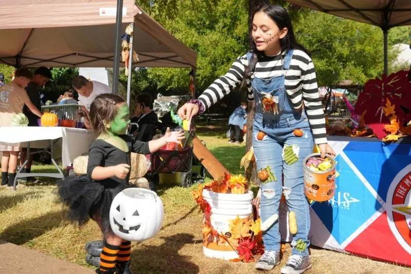 Abilene Zoo's Boo At The Zoo Expands To Seven Days