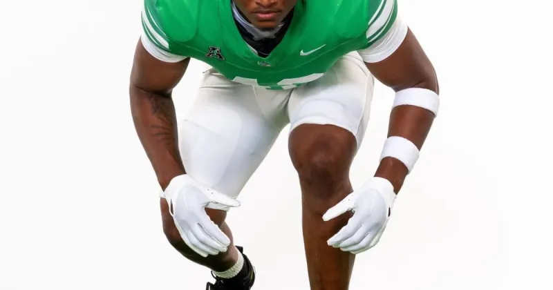 Brayden Knox flashing signs of becoming key asset on UNT's veteran defensive line