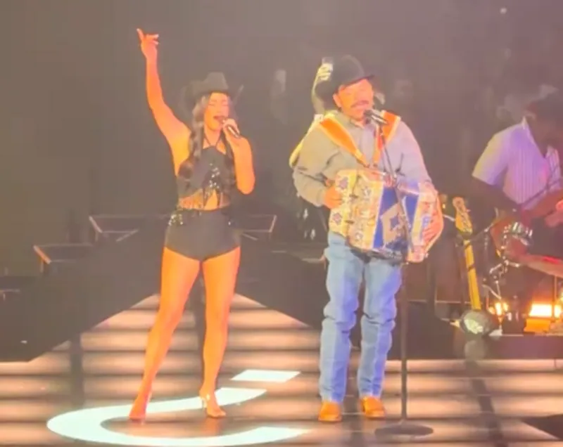 Intocable Makes Surprise Appearance at Kacey Musgraves Concert in
