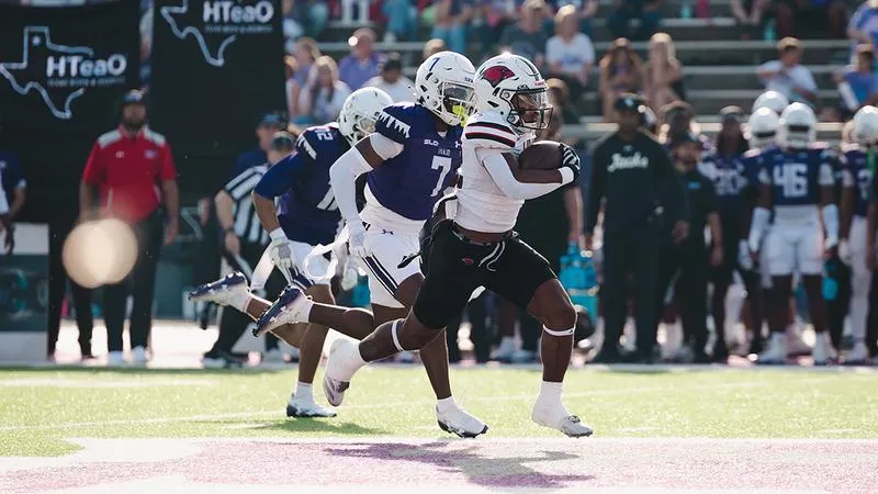 UIW Football Ends 3-Game Road Stretch Against Top-10 Opponent