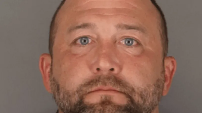 BREAKING: Federal grand jury indicts former teacher Derek Peveto for child exploitation