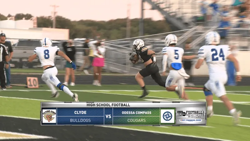Undefeated Clyde Bulldogs force early turnover vs. Odessa Compass Cougars