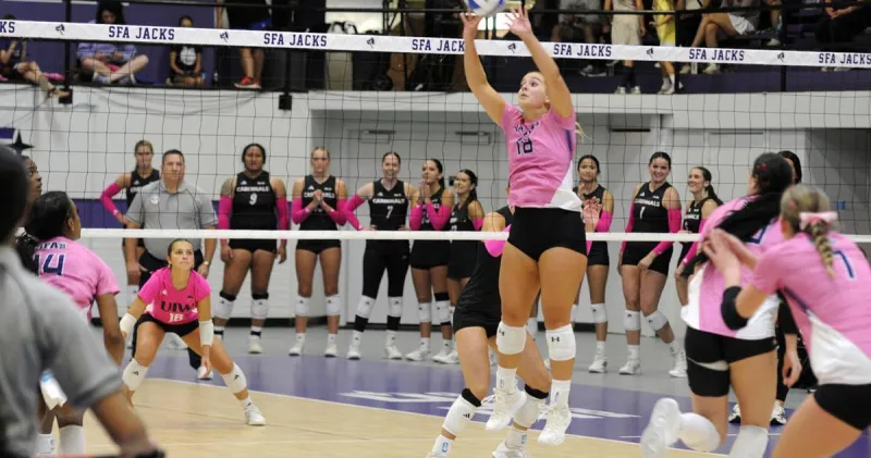Ladyjacks let two-set lead slip away vs. Cardinals