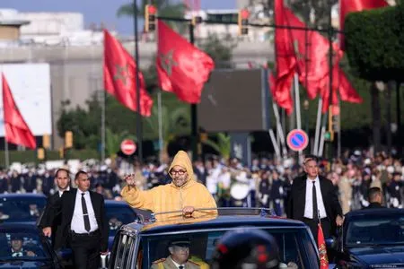 Moroccan king says migration cooperation model with Spain hit limit