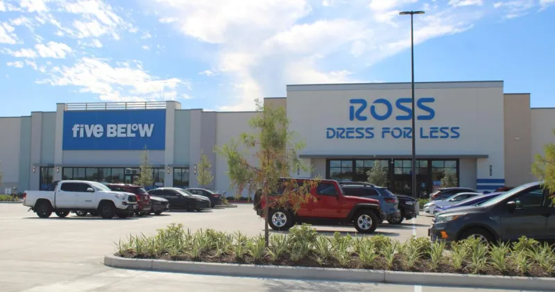 First store opens at San Jacinto Marketplace