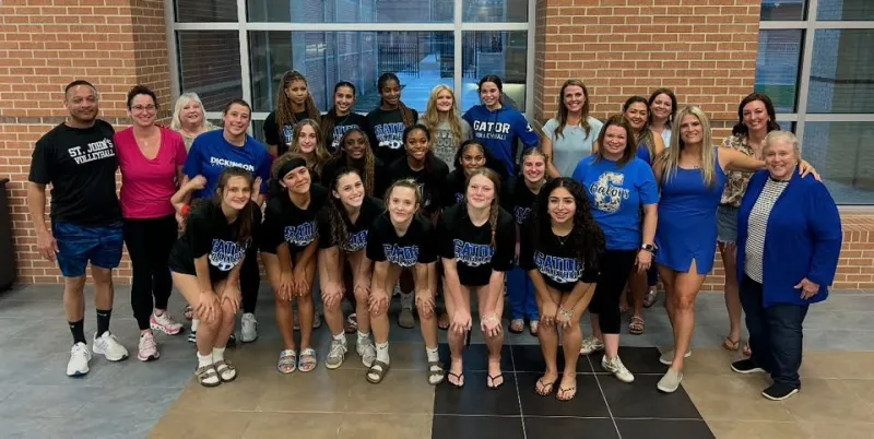 2001 volleyball team for a special dinner honoring the Gators' run to the state semifinals