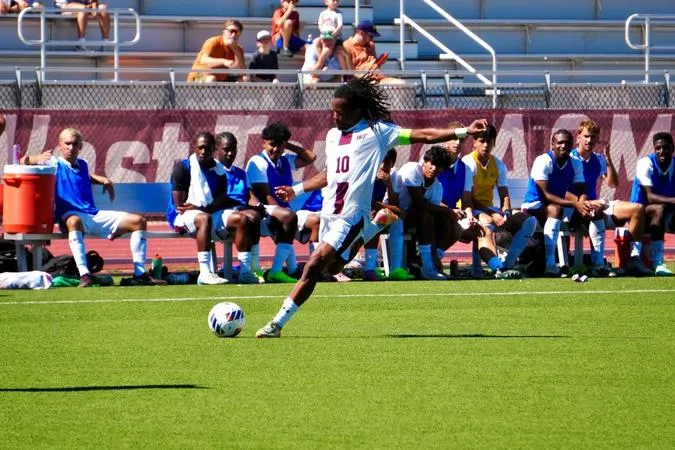 Davis Scores in Third Straight Game as Buffs Tie DBU 1-1