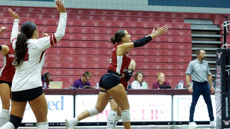 PIONEERS DEFEAT ST. MARY'S IN FOUR SETS