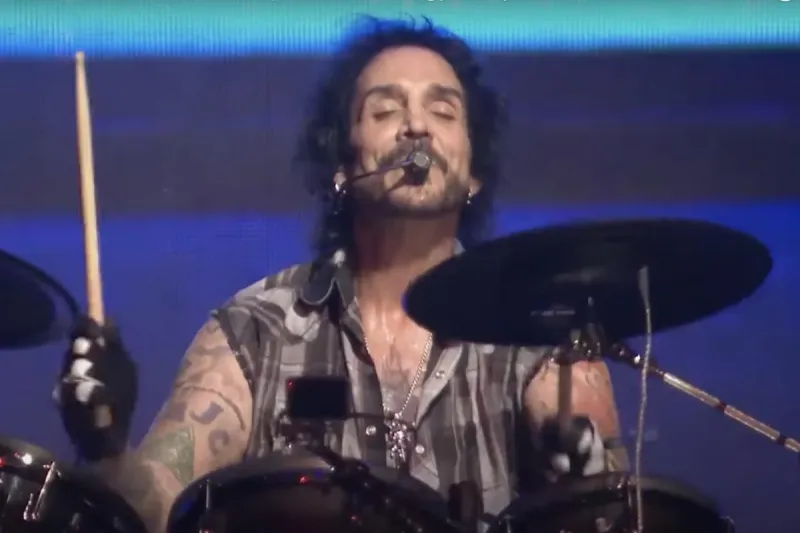 Watch Deen Castronovo Return to Journey: Set List and Videos