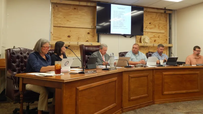 WASHINGTON COUNTY COMMISSIONERS TO MEET ON TUESDAY