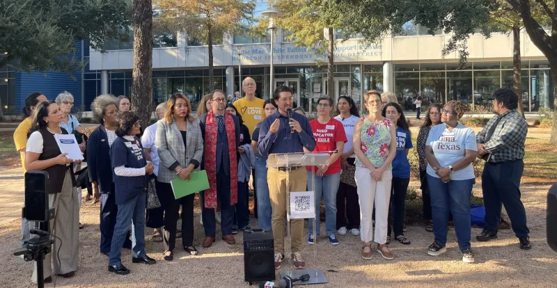 HISD takeover "diminished, degraded, destroyed" schools: Citizen commission report