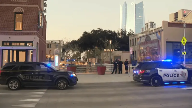 LIVE NOW: Police investigate death near Dolorosa Street Waterfront downtown