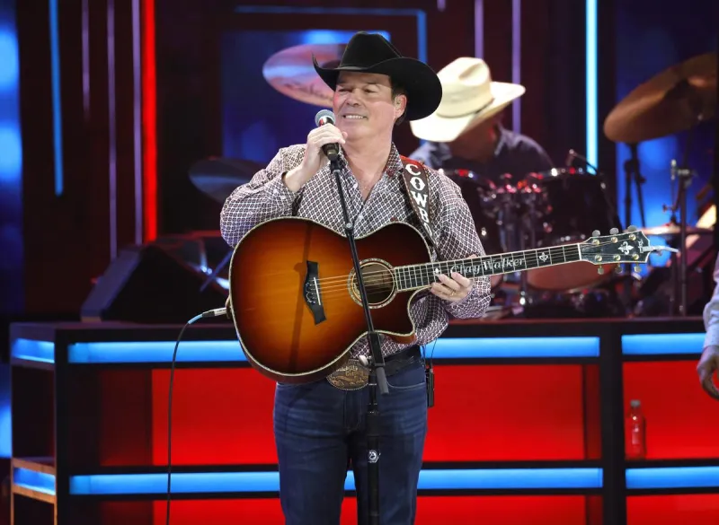 Win Tickets to See Clay Walker and Blackhawk in Lubbock