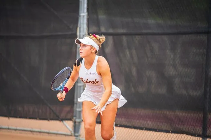 Women's Tennis Closes Out ITA Texas Regional