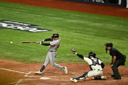 Late offense sends Guardians to ALCS Game 1 win over Rays