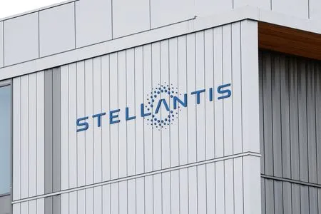 Stellantis Q3 shipments fall 1%, weighed down by North America production halt