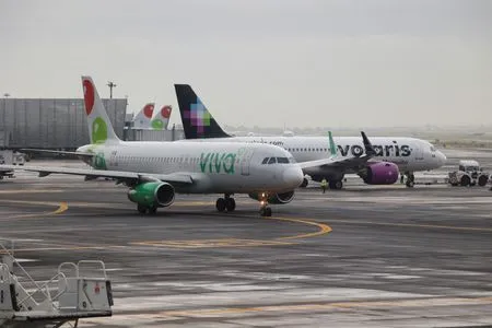 Exclusive-Mexico to approve Viva-Volaris airline merger by end of 2026, sources say