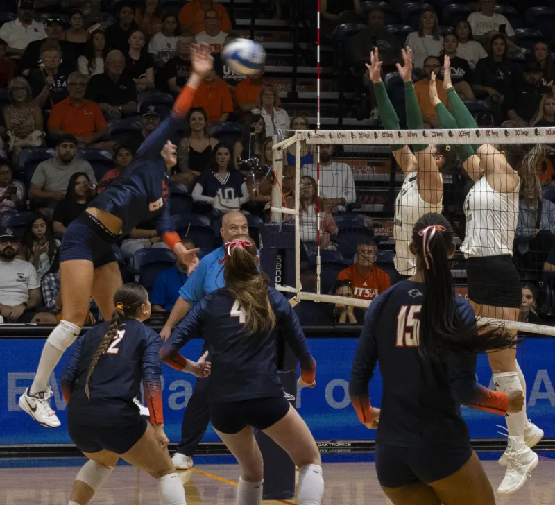 UTSA volleyball snatches nailbiter from South Florida
