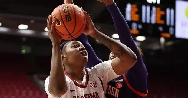 A&M forward Cody to miss season awaiting the birth of her child