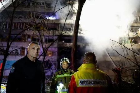 Russian strikes kill one, hit energy facilities in Kyiv, mayor says