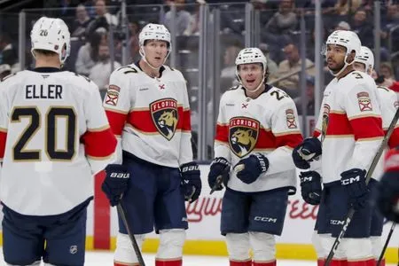 NHL roundup: Brady Tkachuk's natural hat trick helps Panthers top Jackets