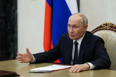 Putin convenes top Russian officials to discuss cybersecurity