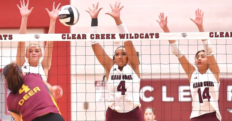 With both trying to extend long playoff streaks, Clear Creek falls to Deer Park