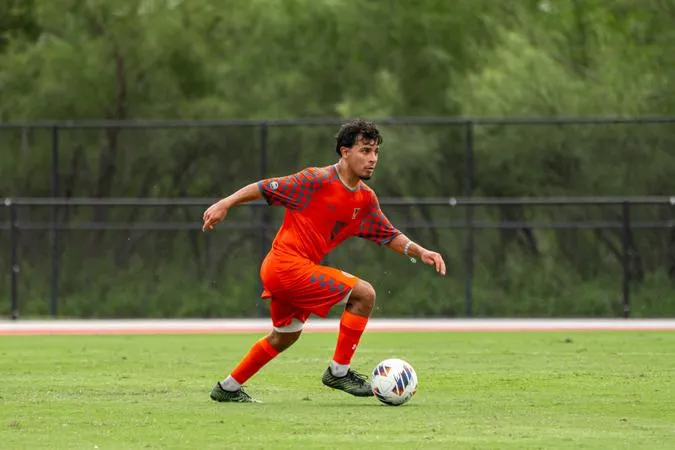 Men's Soccer to Face Two Programs for the First Time This Weekend