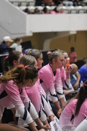 PREVIEW: Volleyball heads back to Schreiner after reverse-sweep victory
