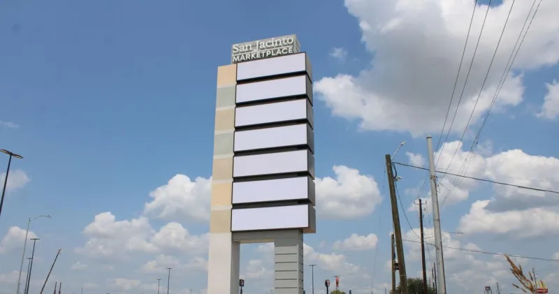 More stores to open at San Jac Marketplace