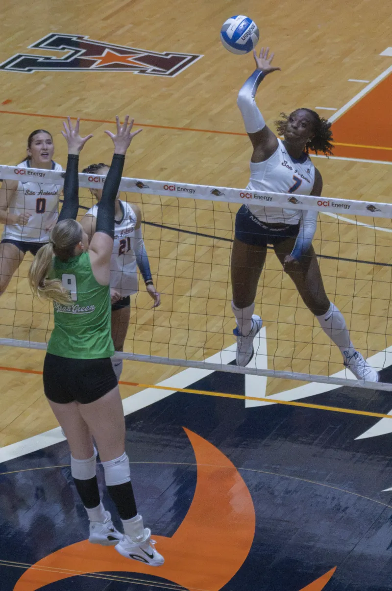 UTSA volleyball sweeps Mean Green