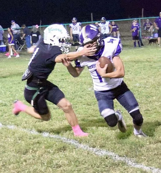 Nocona, G-Burg get Friday night wins