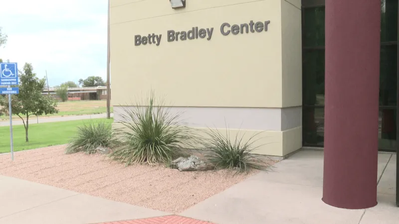 Meals on Wheels Plus renames Abilene facility for retiring leader Betty L. Bradley