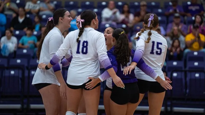 Volleyball earns 3-1 win over Hardin-Simmons