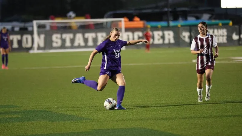 Texans take down top team in UAC standings, shut out EKU in rainstorm at home Thursday night