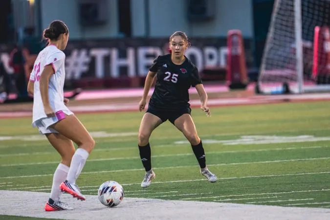 Women's Soccer Falls at Lamar