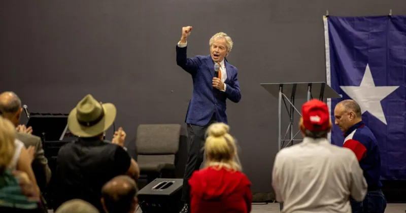 Republican leaders make Lufkin stop to rally voters to the polls