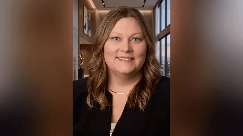 City names new El Paso airport aviation director