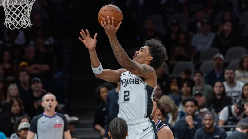 Spurs confirm three-guard starters for opener after 126-97 preseason win vs Kings
