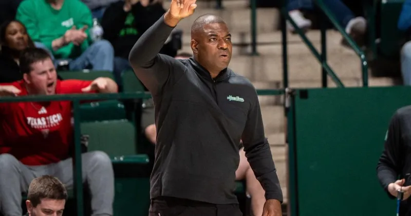 UNT to face Colorado on road in exhibition as men's basketball season approaches