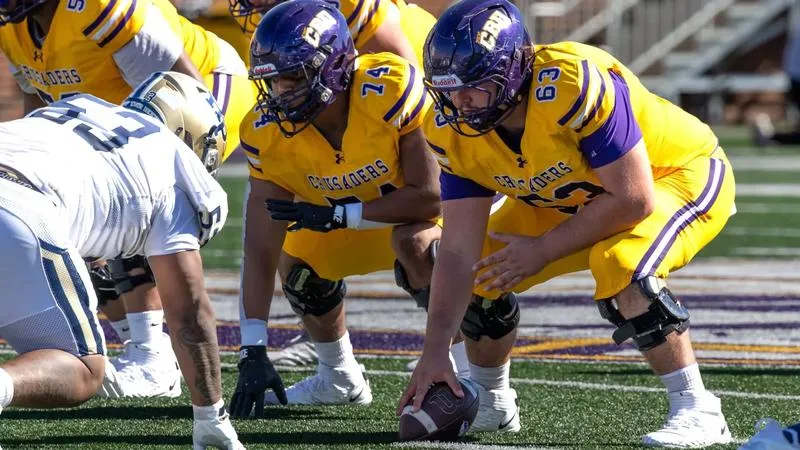 Football earns road win at Texas Wesleyan