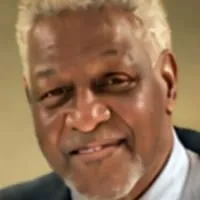 Solid Foundation to honor retired director, wife