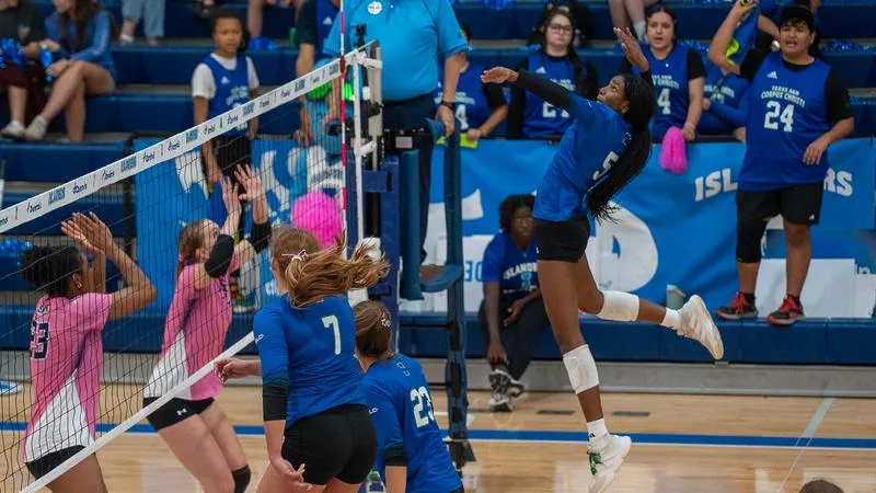 Islanders Volleyball Falls In Four To SFA